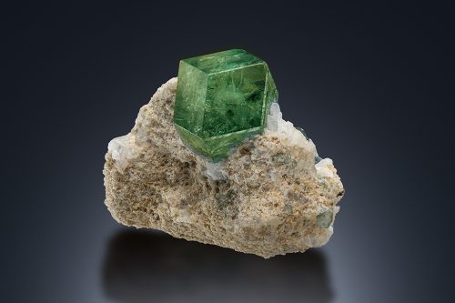 RT233 Demantoid