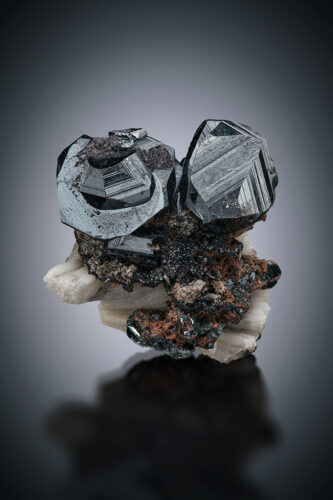 ADMC021 Hematite