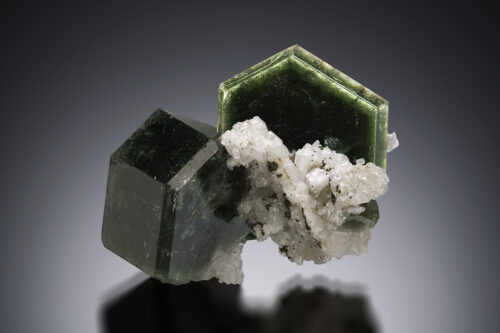 ADMC019 Fluorapatite