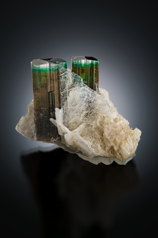 CA035 Elbaite