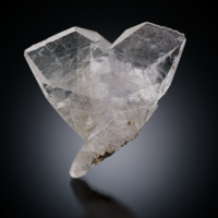 CR02 Calcite Twin
